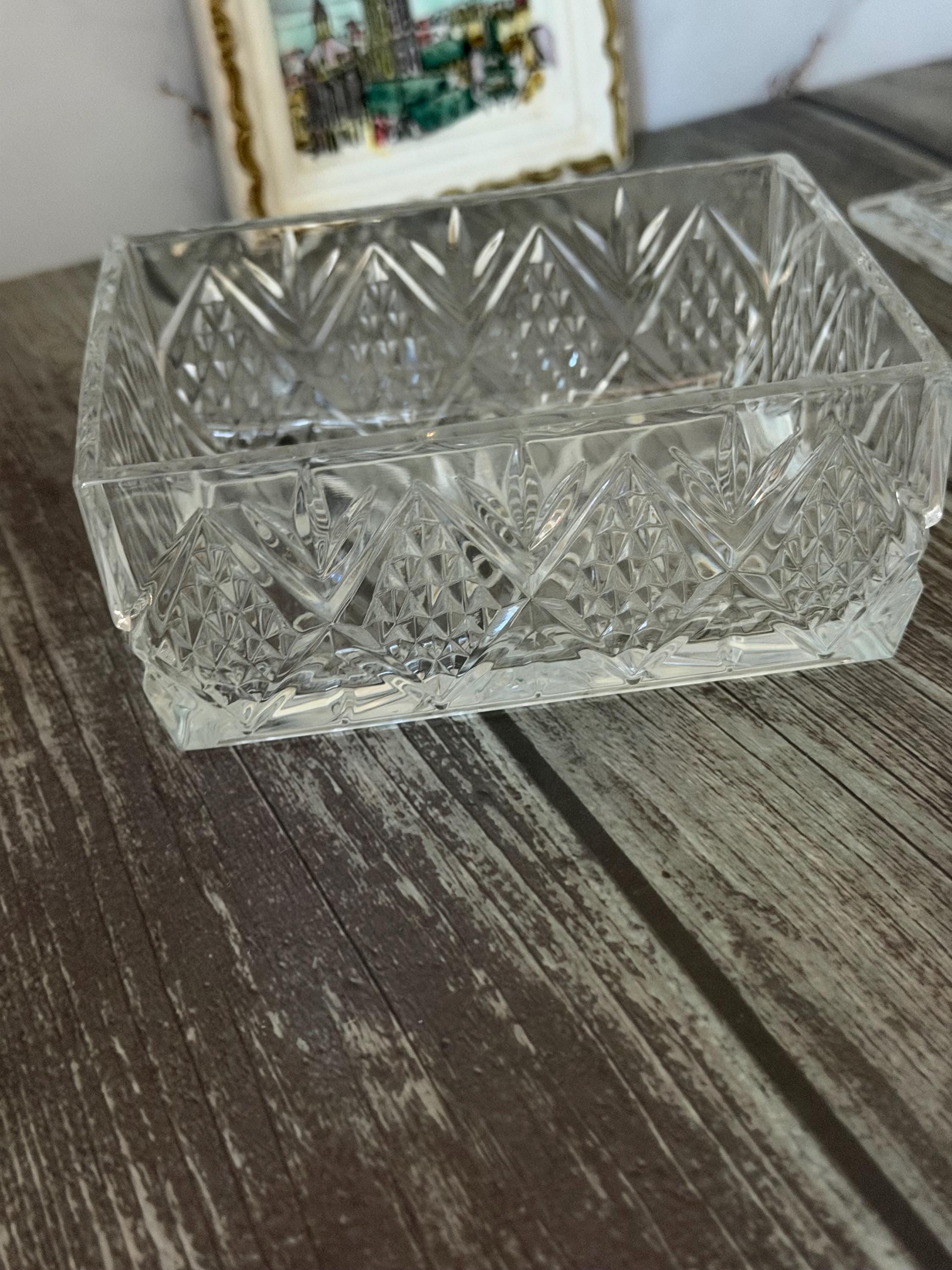 Vintage Pinwheel Starburst Glass Trinket Box Clear Pressed Glass with Lid