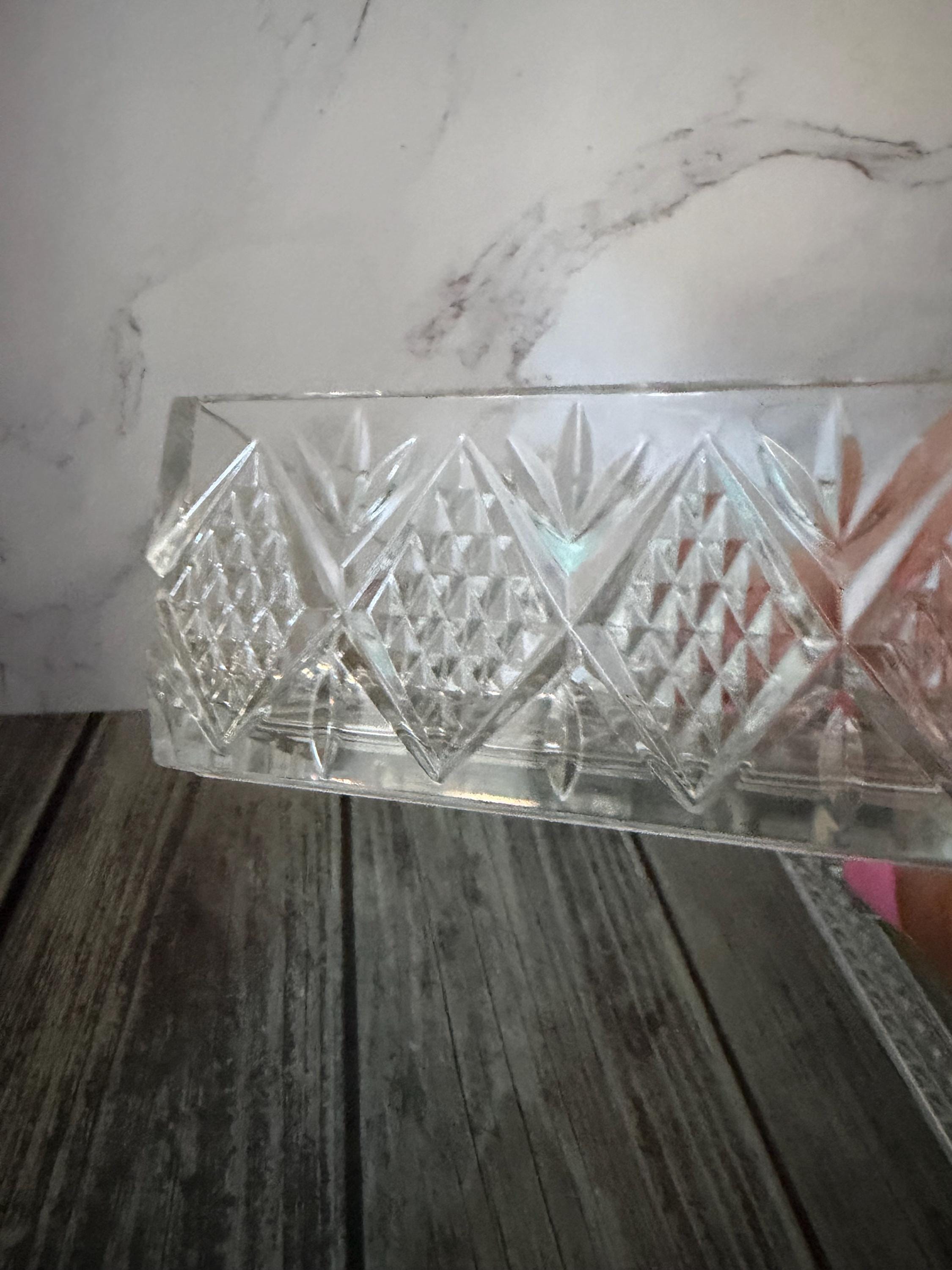 Vintage Pinwheel Starburst Glass Trinket Box Clear Pressed Glass with Lid