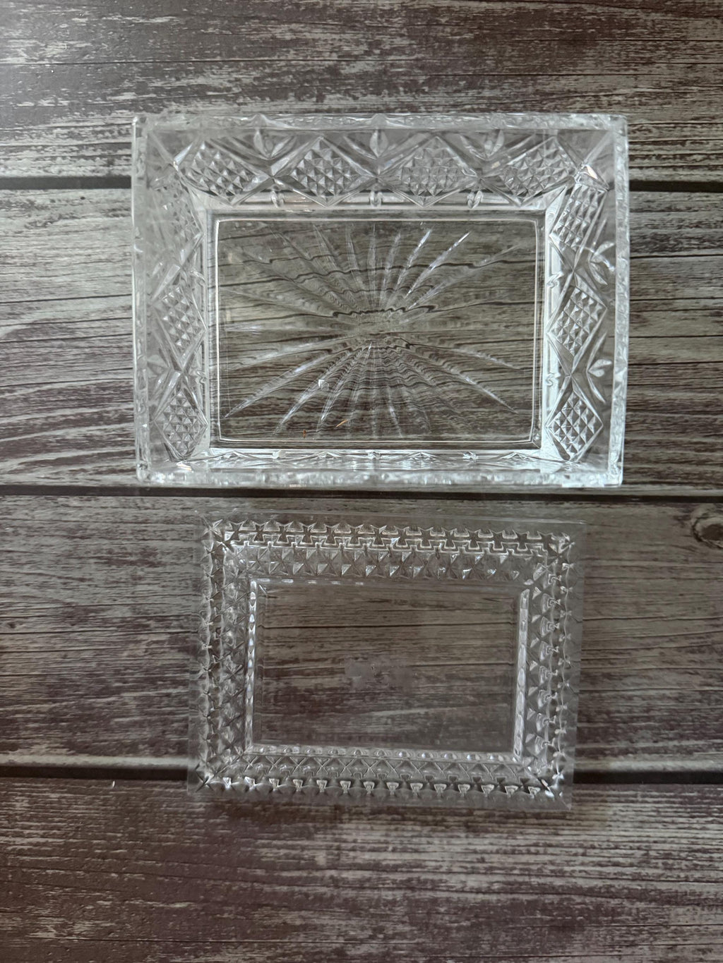 Vintage Pinwheel Starburst Glass Trinket Box Clear Pressed Glass with Lid