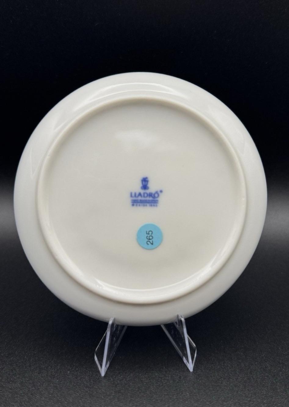 Vintage Lladro Porcelain Duck Plate: Miniature Collectible Figurine