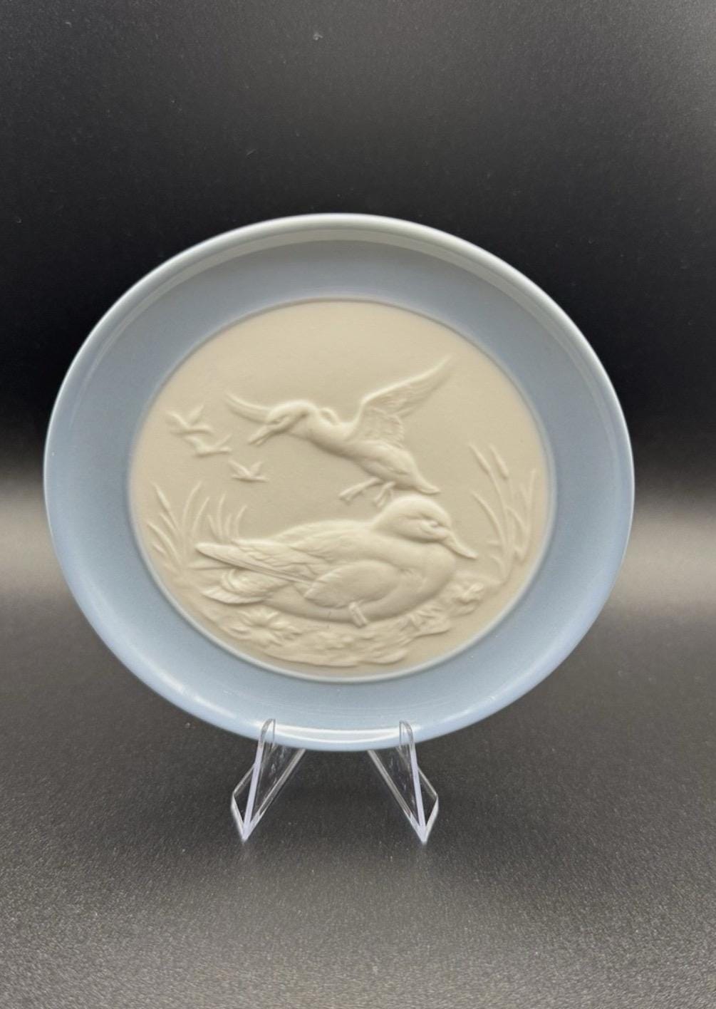 Vintage Lladro Porcelain Duck Plate: Miniature Collectible Figurine