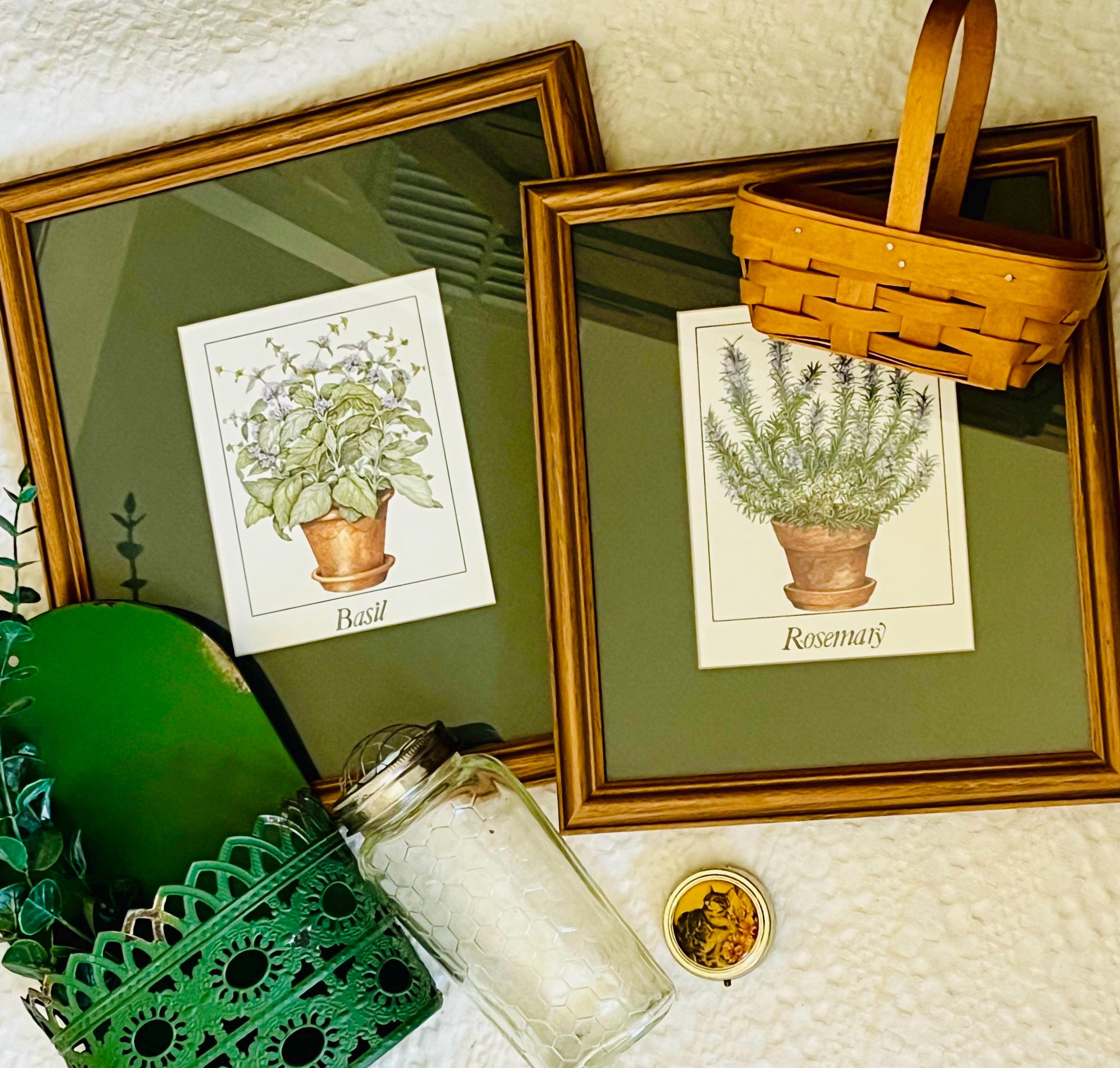 1940’s Vintage Honeycomb Clear Glass THT 03 Jar • Flower Frog Vase • Retro Floral Arranger